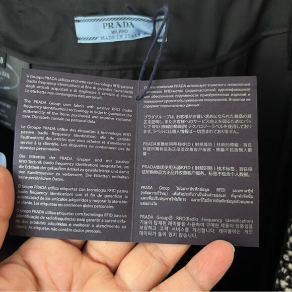 Prada Milano, Women's Wool Blend Tweed Pencil Skirt - Black/White. Size:38. NWT. - Picture 6 of 16